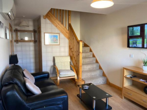 Kirkwall Studios - Studio 31A